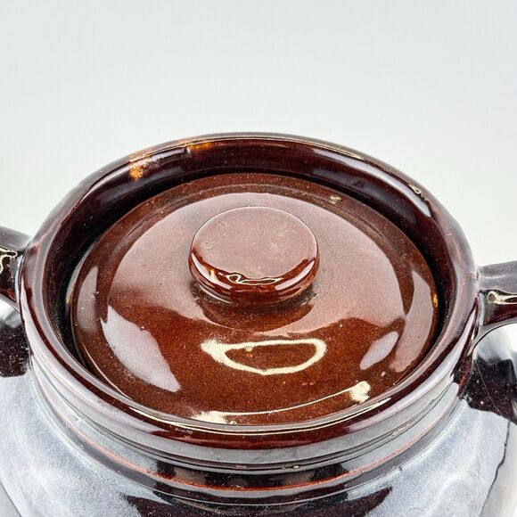 Vintage BROWN GLAZED BEAN POT WITH LID HANDLES USA Primitive Farmhouse Decor - Picture 7 of 16
